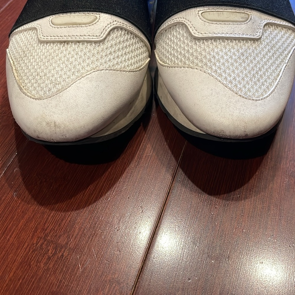 Balenciaga Shoes - Picture 2 of 5